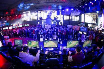 体育中国女足0-3不敌西班牙 欧洲拉练1平1负